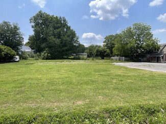 702 Adams Dr, Shelbyville, TN 37160