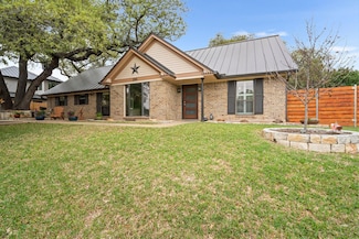 2100 Four Oaks Ln, Austin, TX 78704