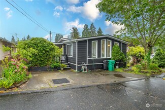 24222 54th Ave W Unit 27, Mountlake Terrace, WA 98043