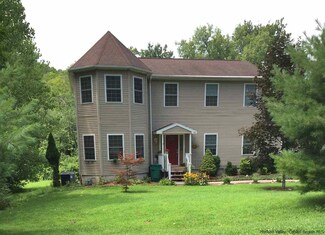145 Black, Esopus, NY 12429