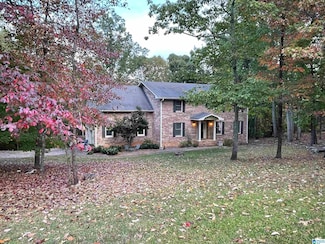 2301 Hathaway Heights Rd, Anniston, AL 36207