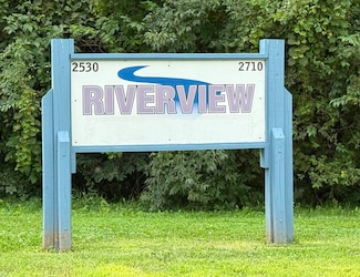 2530 S Main St, Rockford, IL 61102