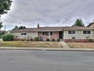 38093 Parkmont Dr, Fremont, CA 94536