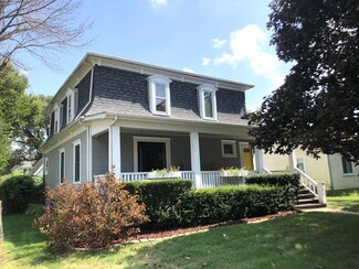 164 S Elm St, Herscher, IL 60941