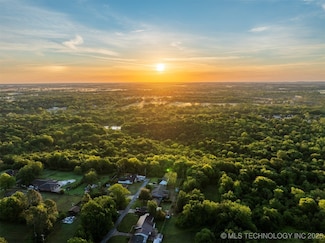 107 Southbrook Ave, Okmulgee, OK 74447