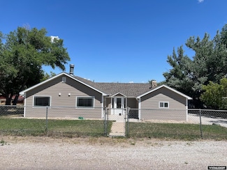 427 W Miller St, Rawlins, WY 82301