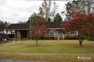 515 Robin St, Lake City, SC 29560