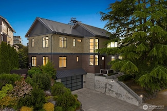 1311 Palm Ave SW, Seattle, WA 98116