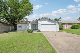 208 S 183rd Ave E, Tulsa, OK 74108