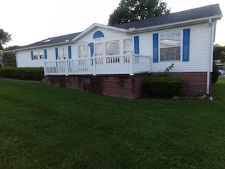 734 Maplewood Ave, Lewisburg, WV 24901