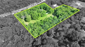 300 Bluff St, Cleveland, MO 64734