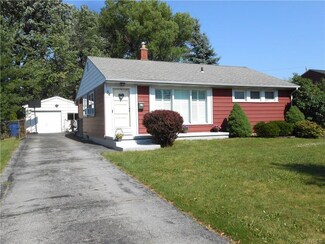 54 Pearce Dr, Buffalo, NY 14226