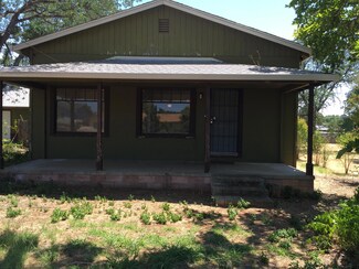 1663 Cascade Ln, Redding, CA 96002
