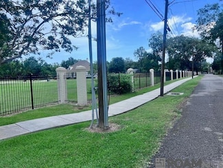 1450 Patriot Park Ln, Baton Rouge, LA 70806