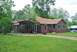 323 323 Ragland St, Palestine, TX 75803