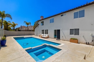 26054 Pine St, Murrieta, CA 92563