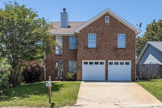 301 Rue Dianne, Mary Esther, FL 32569