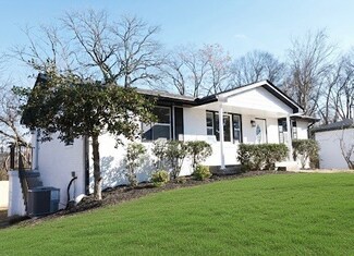 4928 Aquatic Rd, Nashville, TN 37211