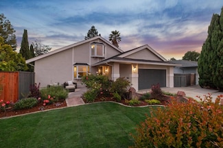 561 Anchor Cir, Redwood City, CA 94065