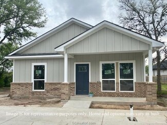 1309 Suncrest St, Bryan, TX 77803