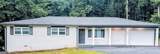 5425 Herndon Blvd, Morrow, GA 30260