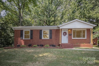 1231 Dean St, Charlotte, NC 28216