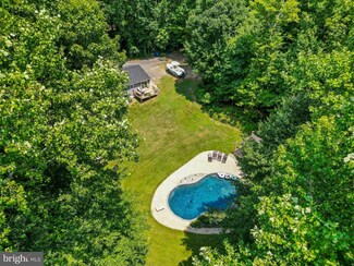 280 Llewelyn Ln, Huntingtown, MD 20639