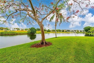 2905 Victoria Place Unit E4, Coconut Creek, FL 33066