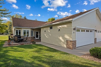 20 Augusta Place, Owatonna, MN 55060