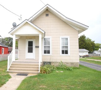 322 S Van Rensselaer St, Rensselaer, IN 47978