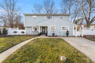 843 Jennetty Ct, Perth Amboy, NJ 08861