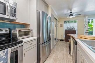 160 Keonekai Rd Unit 5-102, Kihei, HI 96753