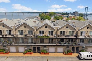 10 Pennyfield Ave Unit 8b, Bronx, NY 10465