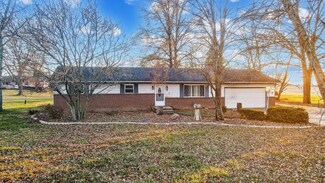 3388 Peachblow Rd, Lewis Center, OH 43035