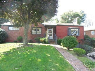 1569 Hyde Park Rd, Leechburg, PA 15656