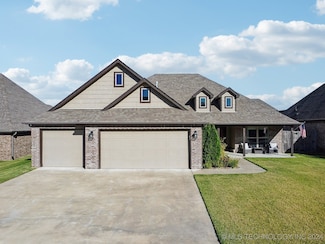 8105 N 74th Ave E, Owasso, OK 74055
