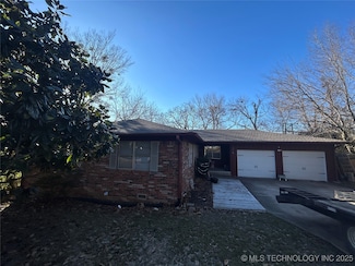 1315 Jamestown Dr, Tahlequah, OK 74464