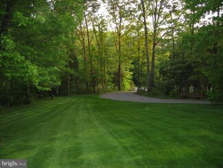 19165 Shadow Springs Ct, Jeffersonton, VA 22724