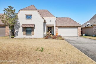 106 Regal Oaks Dr, Scott, LA 70583
