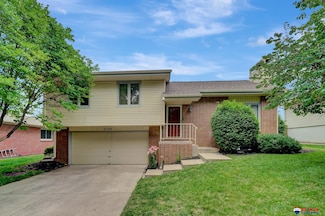3132 Stephanos Dr, Lincoln, NE 68516