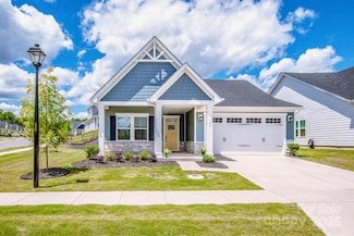 105 Chase View Ln, Troutman, NC 28166