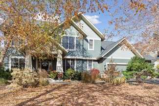 11054 Stonemill Farms Curve, Woodbury, MN 55129