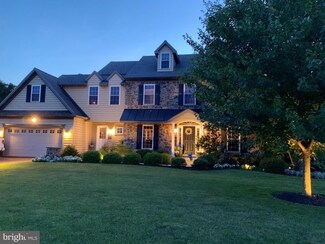 235 Millhouse Dr, Lincoln University, PA 19352