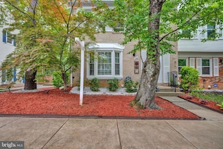 8457 Kitchener Dr, Springfield, VA 22153