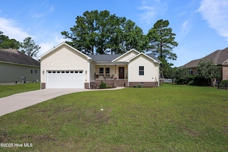 907 Sea Holly Ct, New Bern, NC 28560