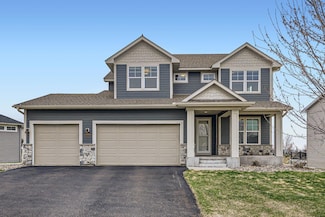 585 Jade Trail N, Lake Elmo, MN 55042
