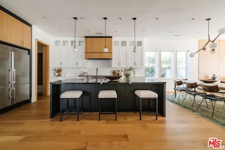 5328 Allott Ave, Sherman Oaks, CA 91401