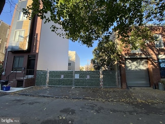 1643 W Cabot St, Philadelphia, PA 19121