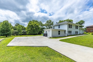 104 Anchor Dr, Hendersonville, TN 37075
