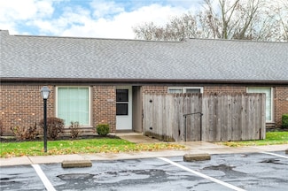 2373 Obetz Dr Unit B, Beavercreek, OH 45434